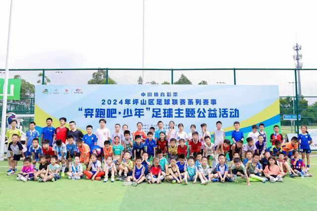 郭士强亲口确认！杨瀚森将登场中国男篮23号与荷兰热身赛